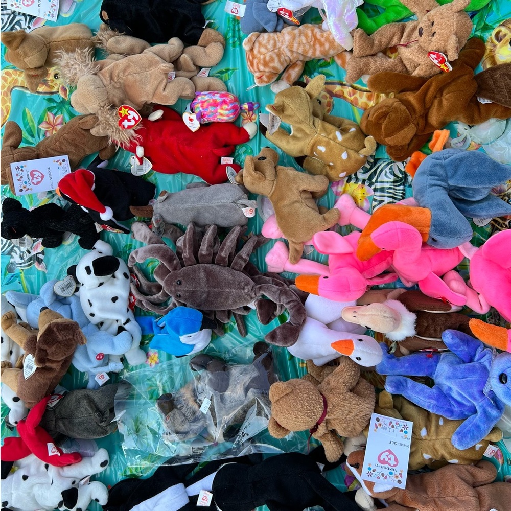 Over 110 BEANIE BABIES JULY 31st, 7 PM E S T please come and bid - Picture 13 of 13